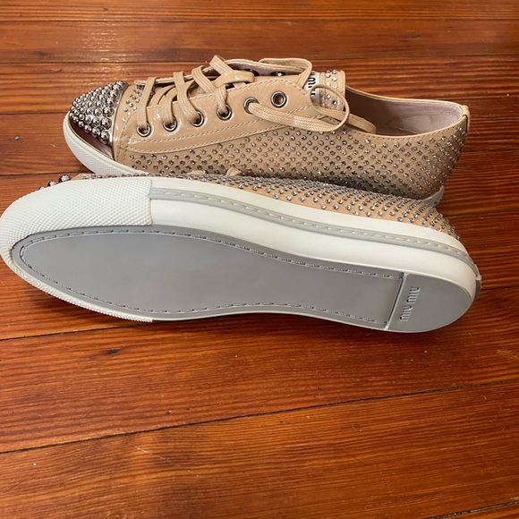 Brand New Authentic Miu Miu Crystallized Sneakers beige with studs size 39 - Picture 3 of 4